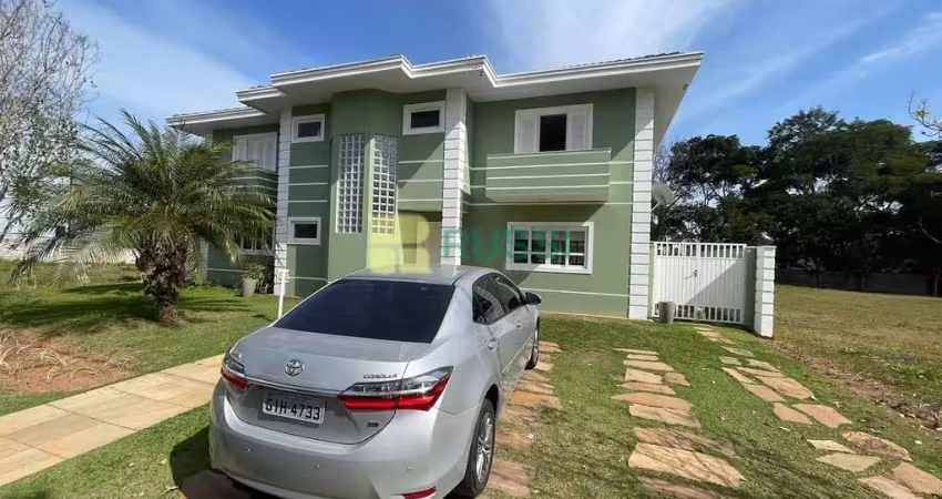 Sobrado com 3 dormitórios à venda, 264 m² por r$ 2.300.000,00 - tapanhão - jambeiro/sp