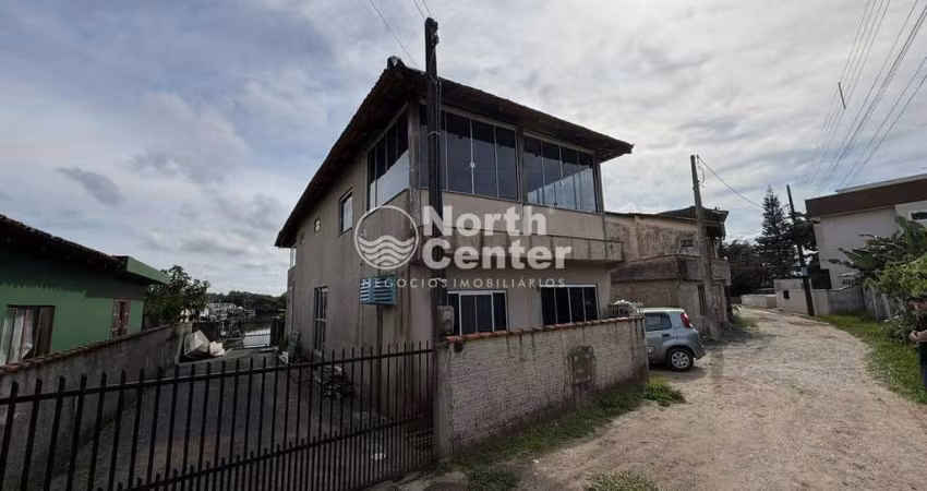 Sobrado (parte superior)  para locação, Bairro Centro, Balneário Barra do Sul, SC