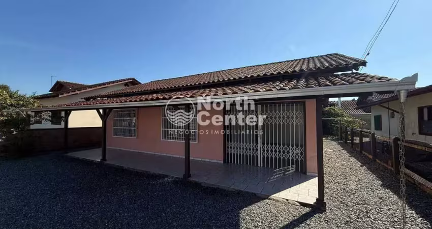 Casa ampla para locação, Bairro Pinheiros, Balneário Barra do Sul, SC