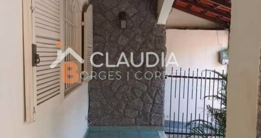 Casa para Venda em São Gonçalo, Centro, 3 dormitórios, 1 suíte
