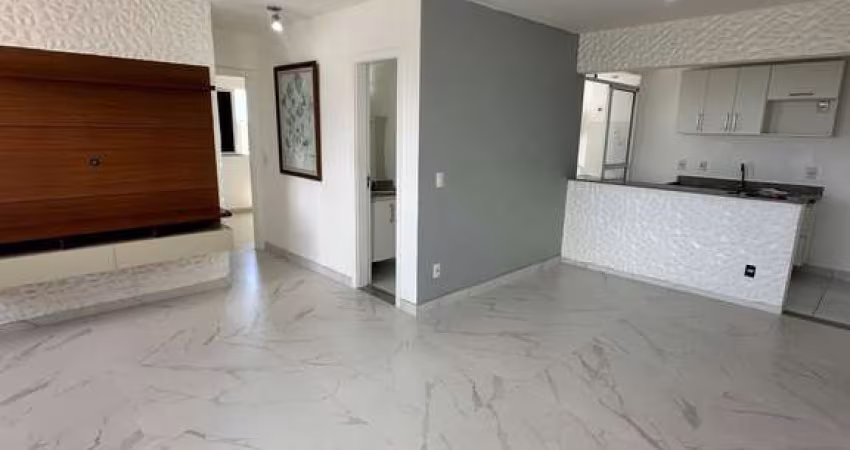 Apartamento Padrão  2/4 Sendo 1 Suíte Localizado em Piata