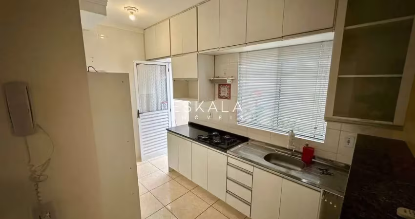 Apartamento térreo semi-mobiliado com 02 quartos | nereu ramos - jaraguá do sul