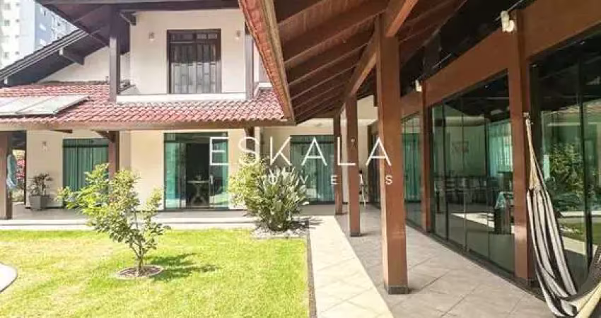 Casa alto padrão semi-mobiliada e com piscina | vila nova - jaraguá do sul
