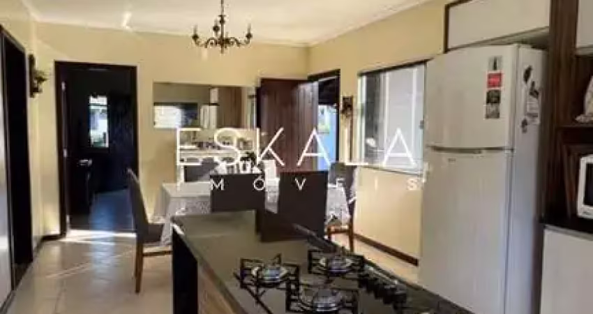 Casa semi-mobiliada com piscina | guamiranga - guaramirim