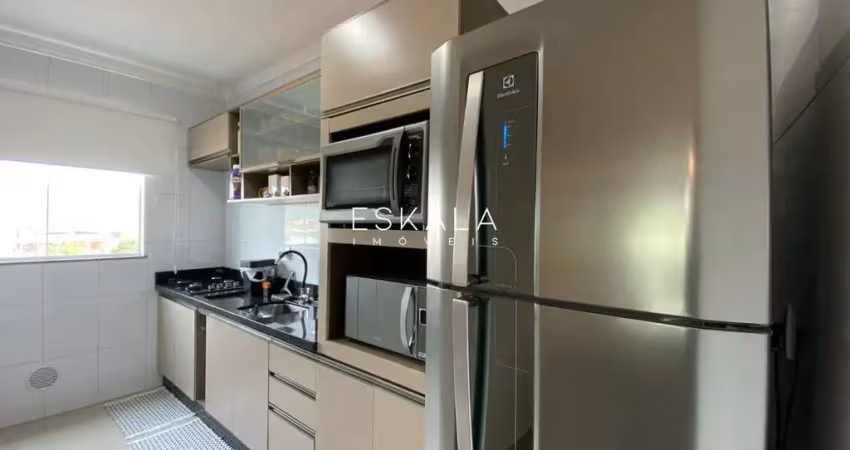Apartamento semi-mobiliado com 02 dormitórios + 01 vaga de garagem coberta - bairro centro, guaramirim