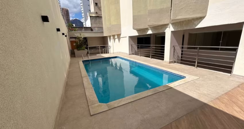 APARTAMENTO NO CENTRO COM PISCINA