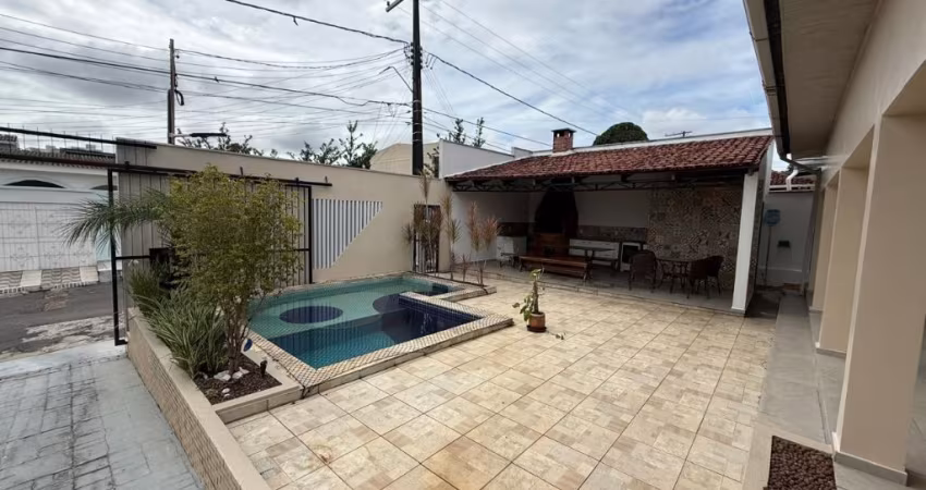 Casa mobiliada e pronta para receber você e sua família!
