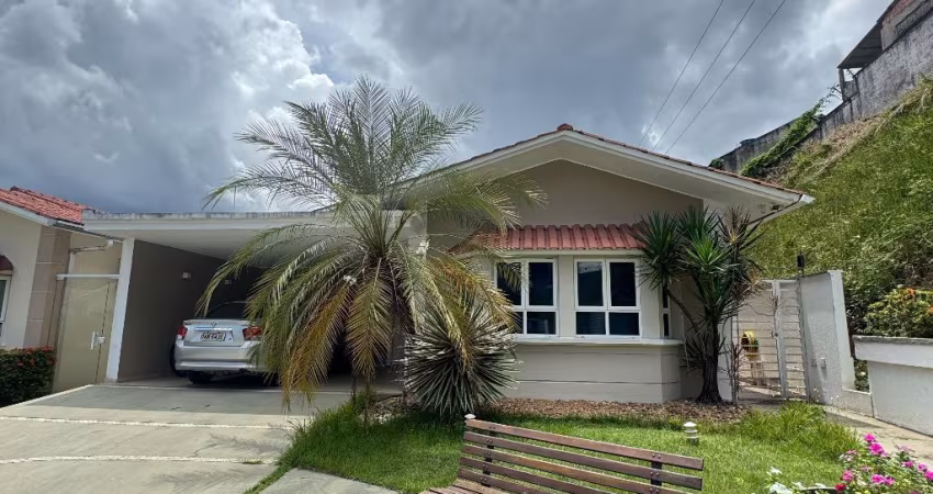 Linda casa prontinha pra morar.