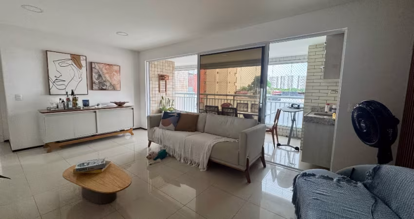 Apartamento no Luciano Cavalcante