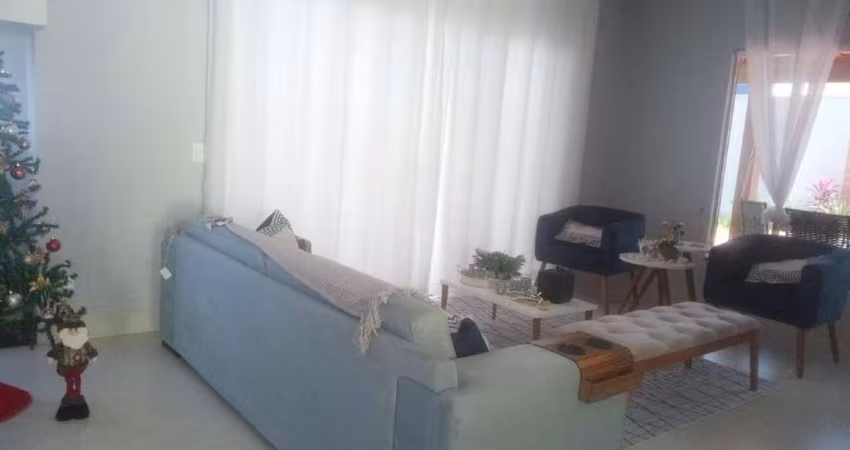 Casa à venda, 4 quartos, 4 suítes, 2 vagas, Novo Mundo - Uberlândia/MG