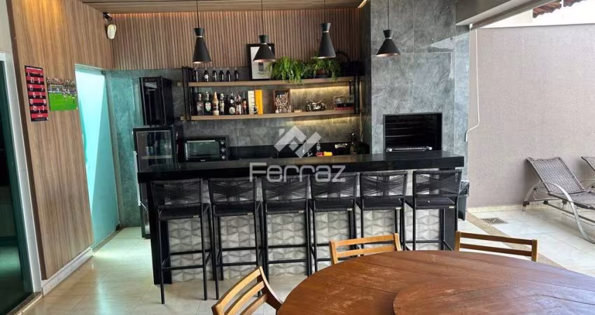 Casa à venda, 3 suítes, 2 vagas, Santa Mônica - Uberlândia/MG