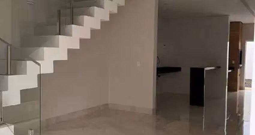 Casa à venda, 3 quartos, 1 suíte, 3 vagas, Grand Ville - Uberlândia/MG