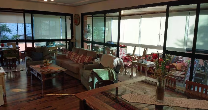 Apartamento de 3 quartos, 153m² no bairro Vila Caminho do Mar, em São Bernardo do Campo