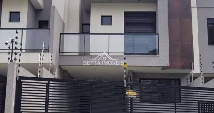 Sobrado para Venda em Curitiba, Uberaba, 3 dormitórios, 1 suíte, 3 banheiros, 2 vagas