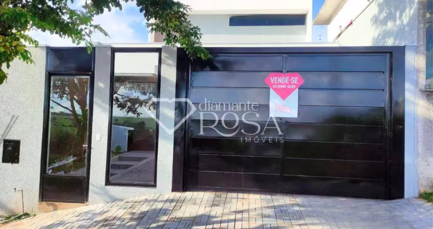 Casa com 3 quartos à venda na Rua Octávio Marchi, Jardim Europa, Maringá