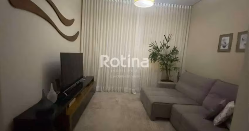 Casa para alugar, 3 quartos, Bosque dos Buritis - Uberlândia/MG - Rotina Imobiliária