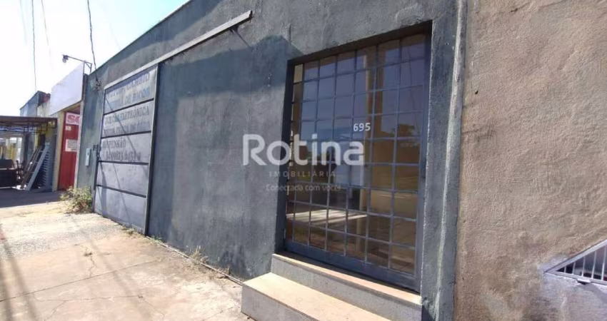 Casa Comercial para alugar, 3 quartos, Jardim Canaã - Uberlândia/MG - Rotina Imobiliária