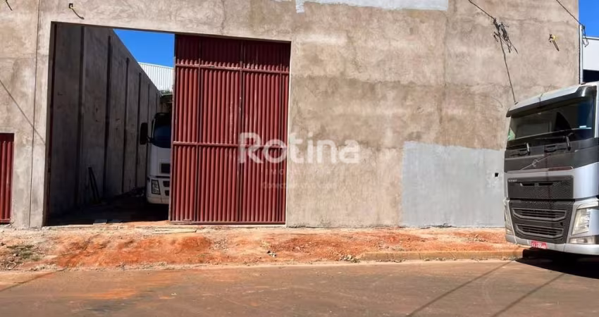 Galpão para alugar, Novo Mundo - Uberlândia/MG - Rotina Imobiliária