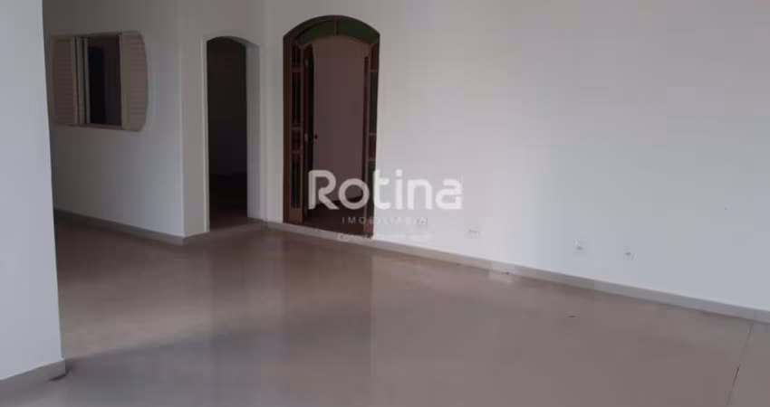 Casa Comercial para alugar, Centro - Uberlândia/MG - Rotina Imobiliária
