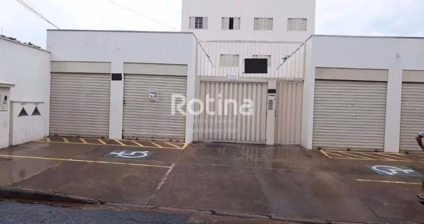 Apartamento para alugar, 2 quartos, Presidente Roosevelt - Uberlândia/MG - Rotina Imobiliária