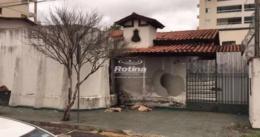 Casa Comercial para alugar, 4 quartos, Martins - Uberlândia/MG - Rotina Imobiliária