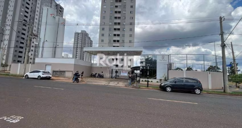 Cobertura para alugar, 2 quartos, Laranjeiras - Uberlândia/MG - Rotina Imobiliária