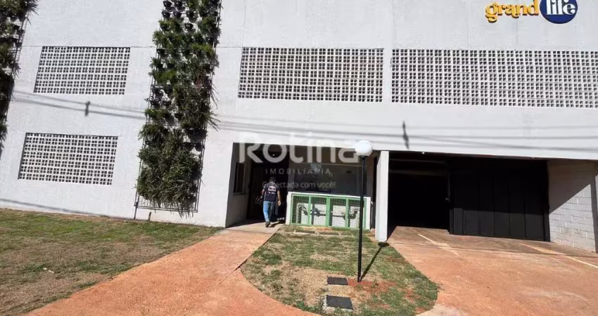 Apartamento para alugar, 2 quartos, Grand Ville - Uberlândia/MG - Rotina Imobiliária