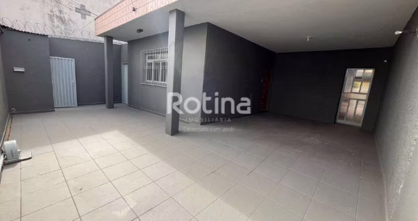 Casa para alugar, 2 quartos, Custódio Pereira - Uberlândia/MG - Rotina Imobiliária