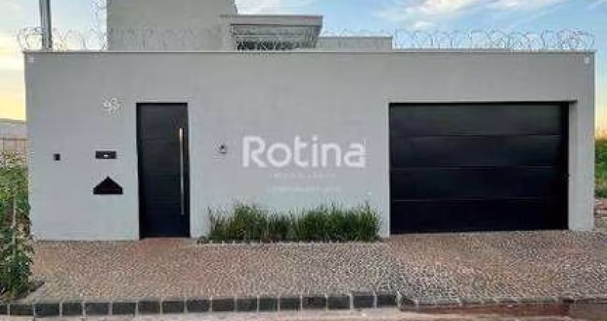 Casa para alugar, 4 quartos, Novo Mundo - Uberlândia/MG - Rotina Imobiliária