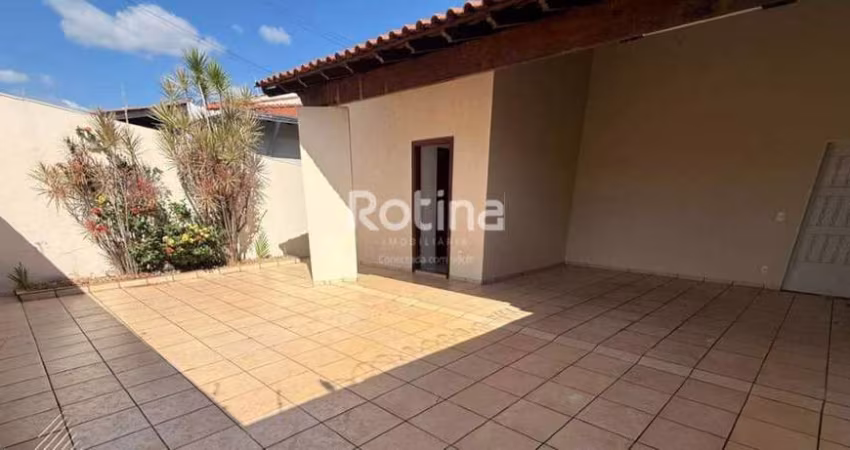 Casa para alugar, 3 quartos, Vigilato Pereira - Uberlândia/MG - Rotina Imobiliária