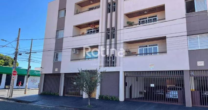 Apartamento para alugar, 3 quartos, Brasil - Uberlândia/MG - Rotina Imobiliária