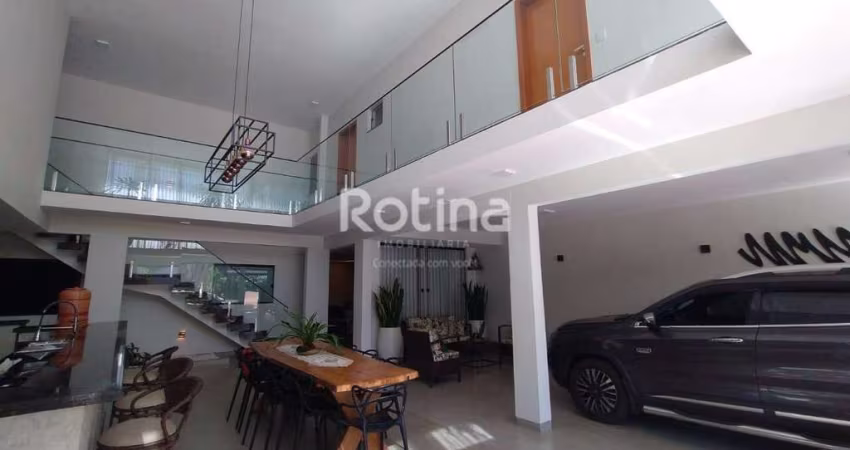 Casa para alugar, 4 quartos, Cidade Jardim - Uberlândia/MG - Rotina Imobiliária