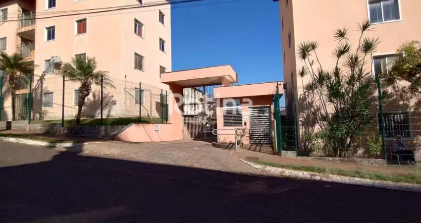 Apartamento para alugar, 3 quartos, Chacaras Tubalina e Quartel - Uberlândia/MG - Rotina Imobiliária