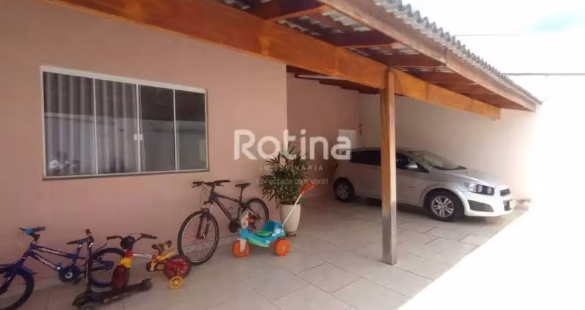 Casa para alugar, 3 quartos, alto umuarama - uberlândia/mg - rotina imobiliária