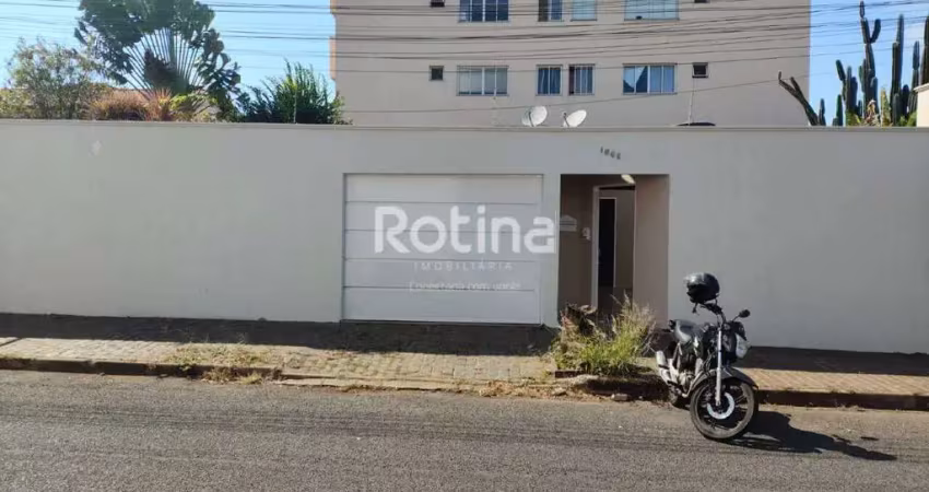 Casa para alugar, 4 quartos, santa mônica - uberlândia/mg - rotina imobiliária