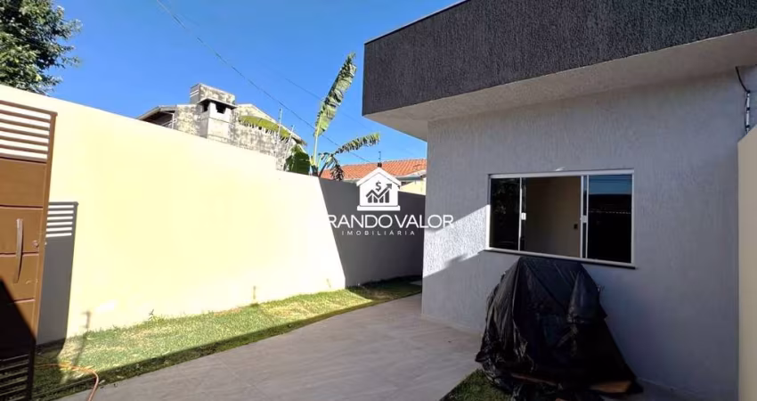 Atrás da Escola Professor José de Souza linda casa
