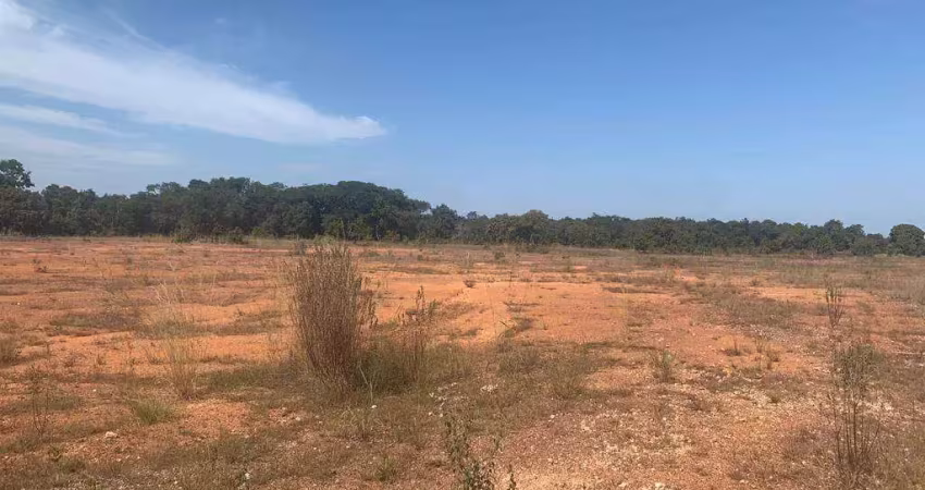 Área à venda, 65.000 m² por R$ 1.500.000 - Saída de Rondonópolis/MT