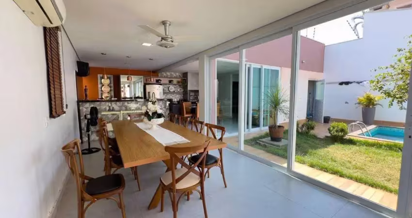Casa com 3 dormitórios à venda no Jardim Santa Amália - Cuiabá/MT