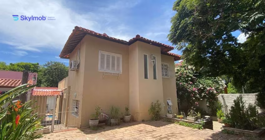 Sobrado com 7 dormitórios à venda, 325 m² por R$ 1.250.000,00 - Coxipó - Cuiabá/MT