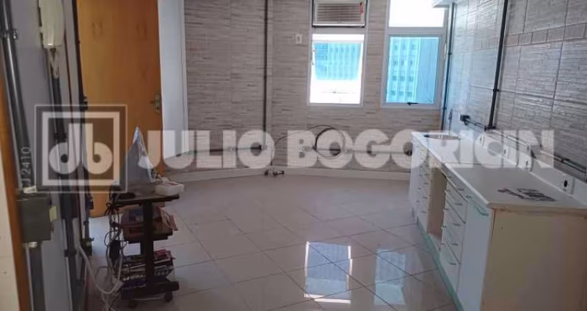 Apartamento à venda na Avenida Treze de Maio, Centro, Rio de Janeiro