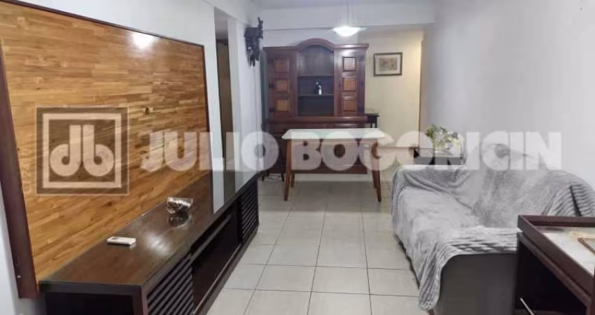 Apartamento com 3 quartos à venda na Rua Bento Lisboa, Catete, Rio de Janeiro