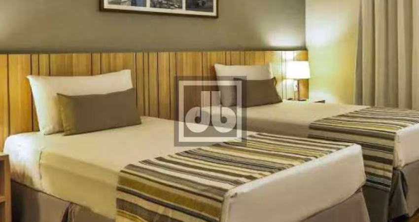 Apartamento com 1 quarto à venda na Rua do Resende, Centro, Rio de Janeiro