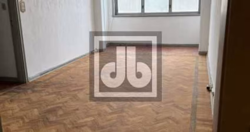 Apartamento com 3 quartos à venda na Avenida Nossa Senhora de Copacabana, Leme, Rio de Janeiro