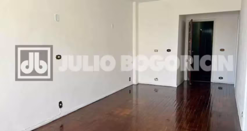 Apartamento com 3 quartos para alugar na Rua Marquês de Valença, Tijuca, Rio de Janeiro