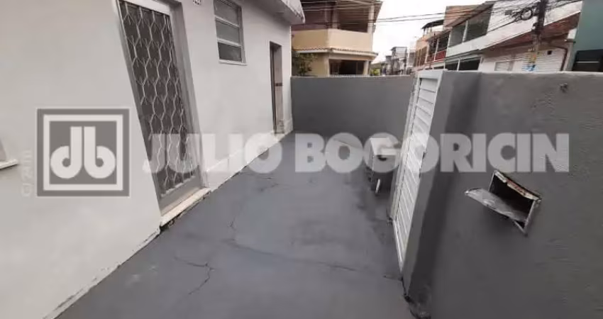 Casa com 2 quartos à venda na Rua Amanda Guimarães, Portuguesa, Rio de Janeiro