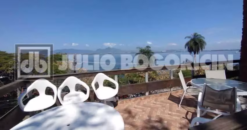 Casa com 5 quartos à venda na Rua Carmem Miranda, Jardim Guanabara, Rio de Janeiro