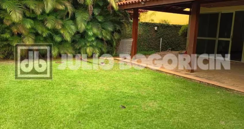 Casa em condomínio fechado com 4 quartos à venda na Avenida Adolpho de Vasconcelos, Barra da Tijuca, Rio de Janeiro