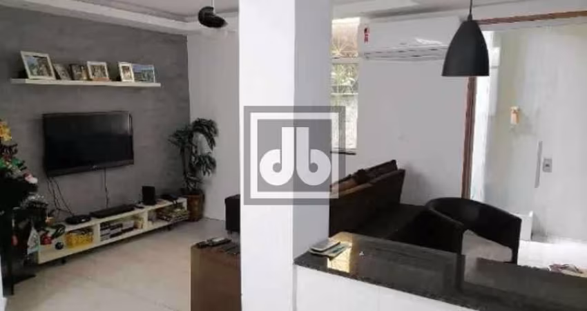 Casa em condomínio fechado com 2 quartos à venda na Rua Joaquim Pinheiro, Freguesia (Jacarepaguá), Rio de Janeiro