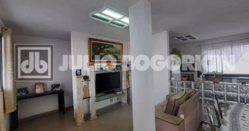 Casa com 3 quartos à venda na Rua Atali Aguiar, Taquara, Rio de Janeiro