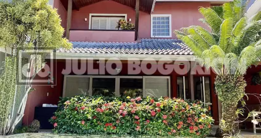 Casa em condomínio fechado com 3 quartos à venda na Rua Carlos Soares Pereira, Jacarepaguá, Rio de Janeiro